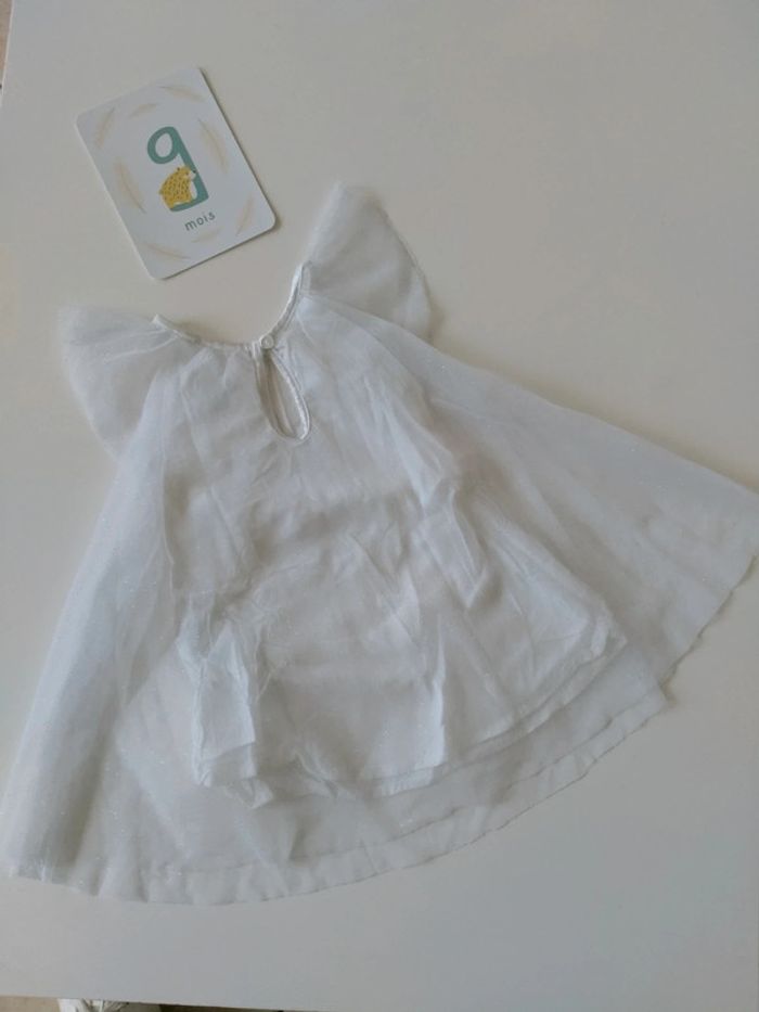 Jolie robe blanche 9 mois - photo numéro 4
