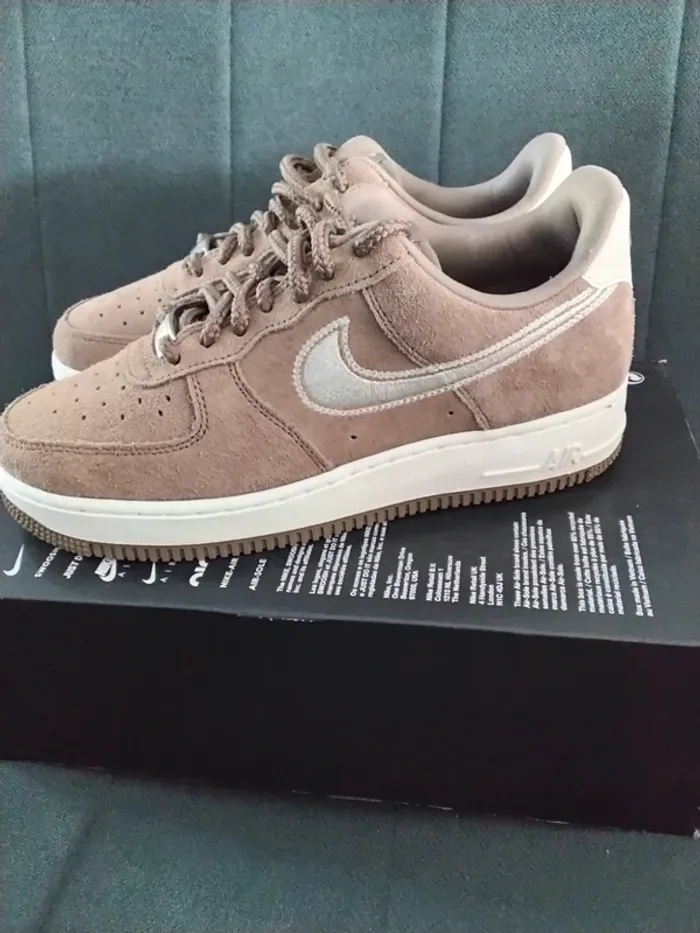 Baskets Air Force 1 - photo numéro 2