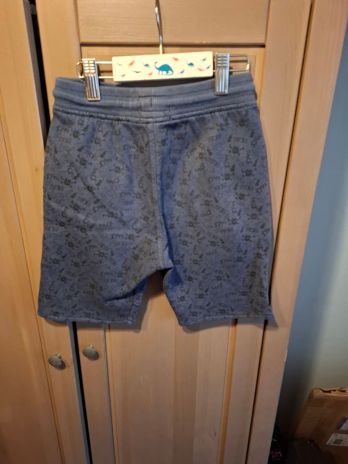 Short 5/6 ans - photo numéro 2