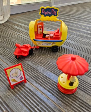 Peppa pig marchande glace