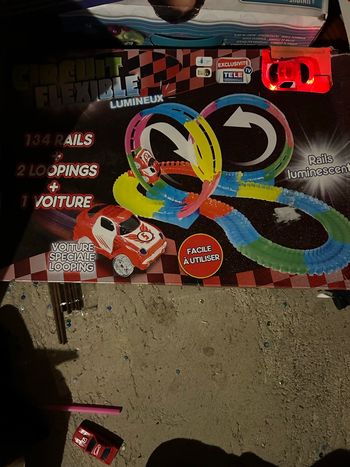 Circuit flexible, voiture