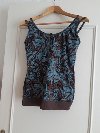 T shirt a bretelle blanche porte