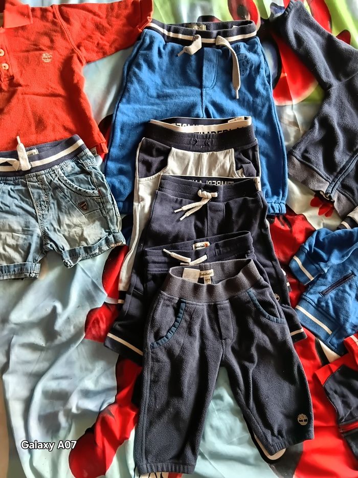 4/5 ensemble de jogging Timberland et trois cadeaux