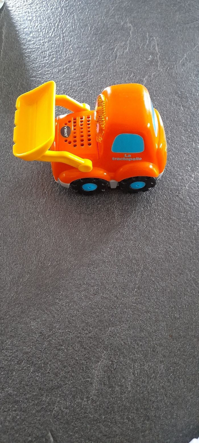 Tut tut bolide - photo numéro 2