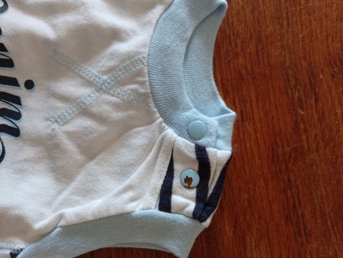 Lot de 6hauys sans manches taille 6 mois - photo numéro 7