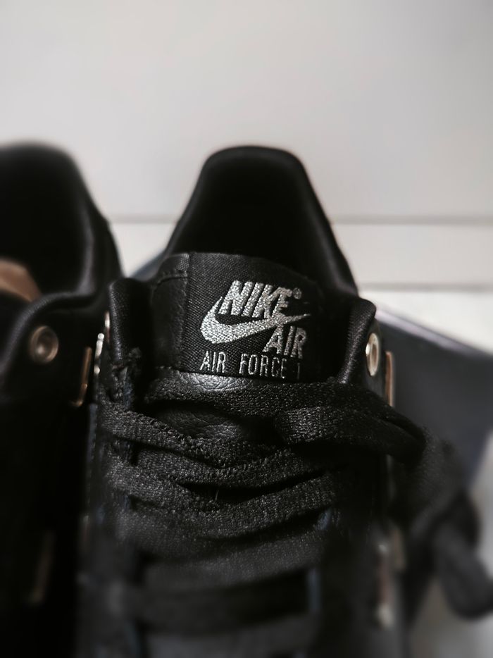 Nike Air Force One LV - Taille 36.5 - photo numéro 4