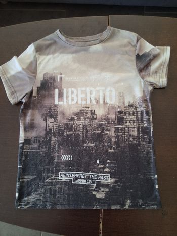 Tee-shirt
