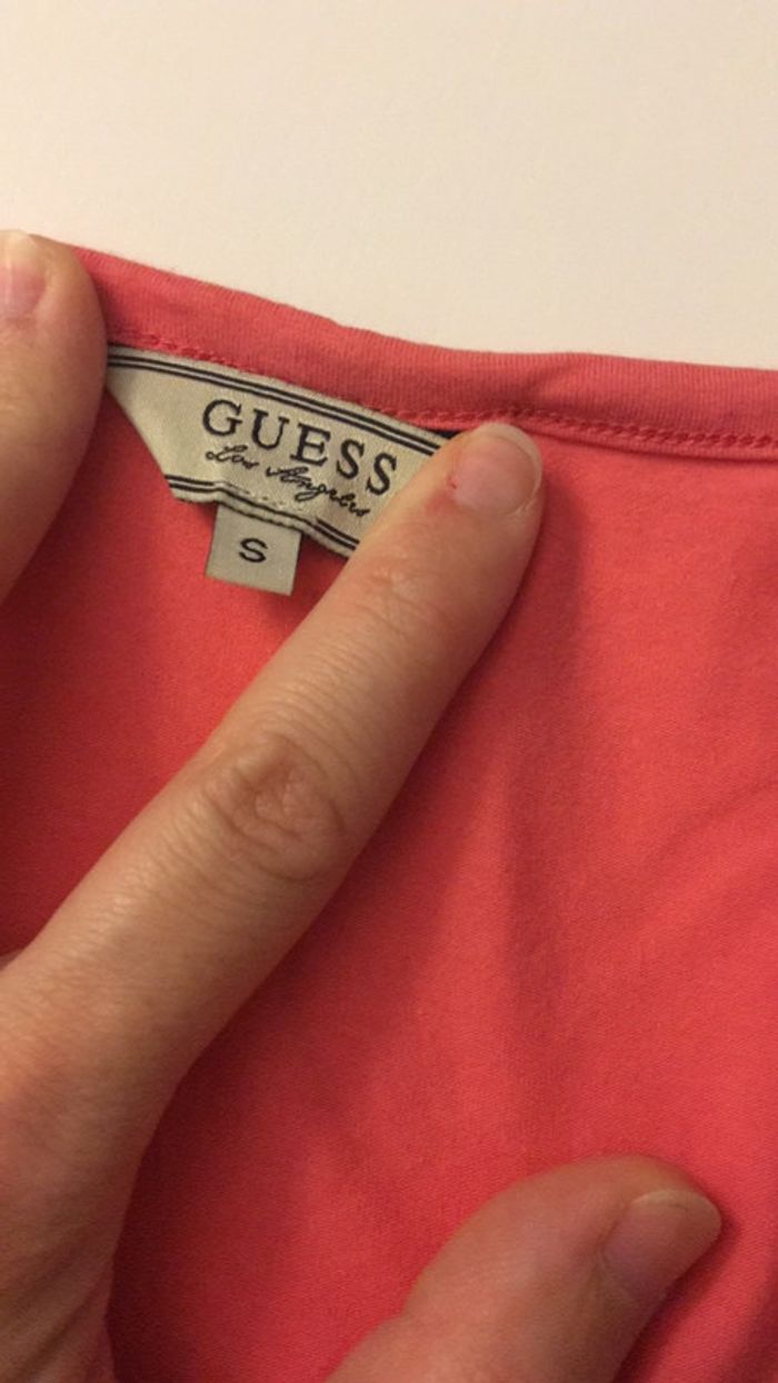 T-shirt Guess - corail à strass - Taille S - photo numéro 2