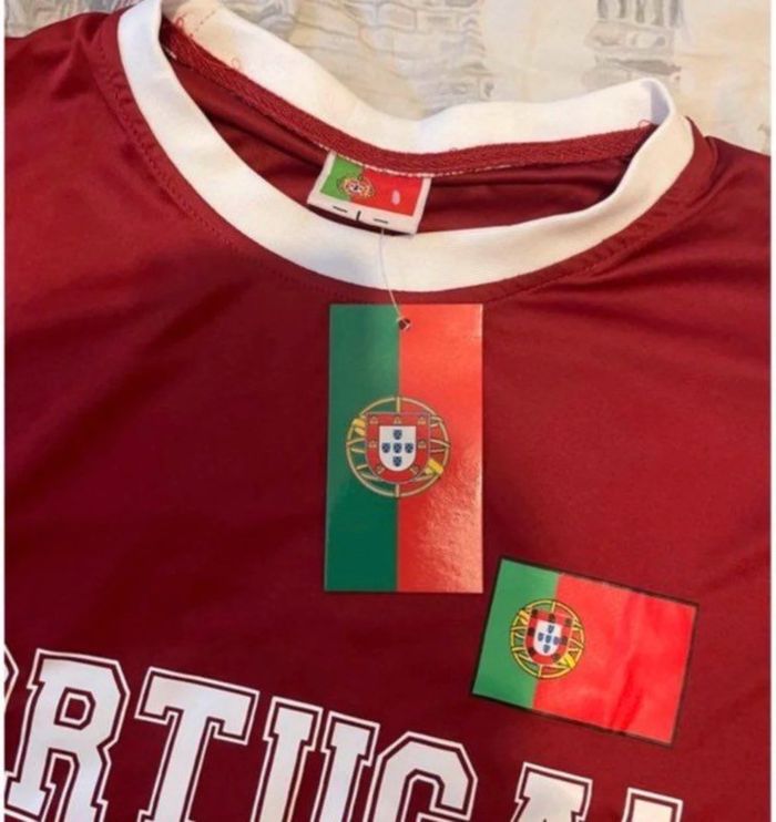 T-shirt supporteur Portugal 🇵🇹 taille L - photo numéro 4
