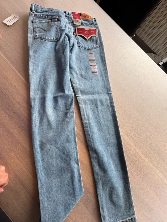 Jean skinny Lévis 710 12 ans neuf - photo numéro 4