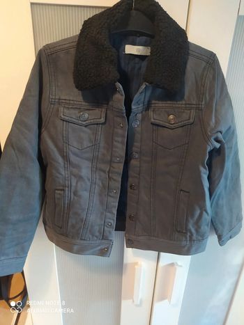 Veste en jean matelassée taille 10ans neuf la redoute