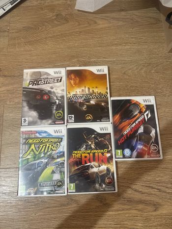 Lot 5 jeux Wii need for speed course voiture