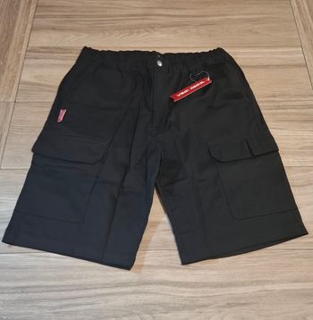 Short cargo résistant avec poches noir