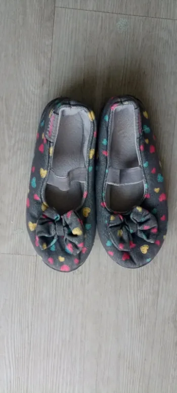 Chaussons isotoner pointure 31