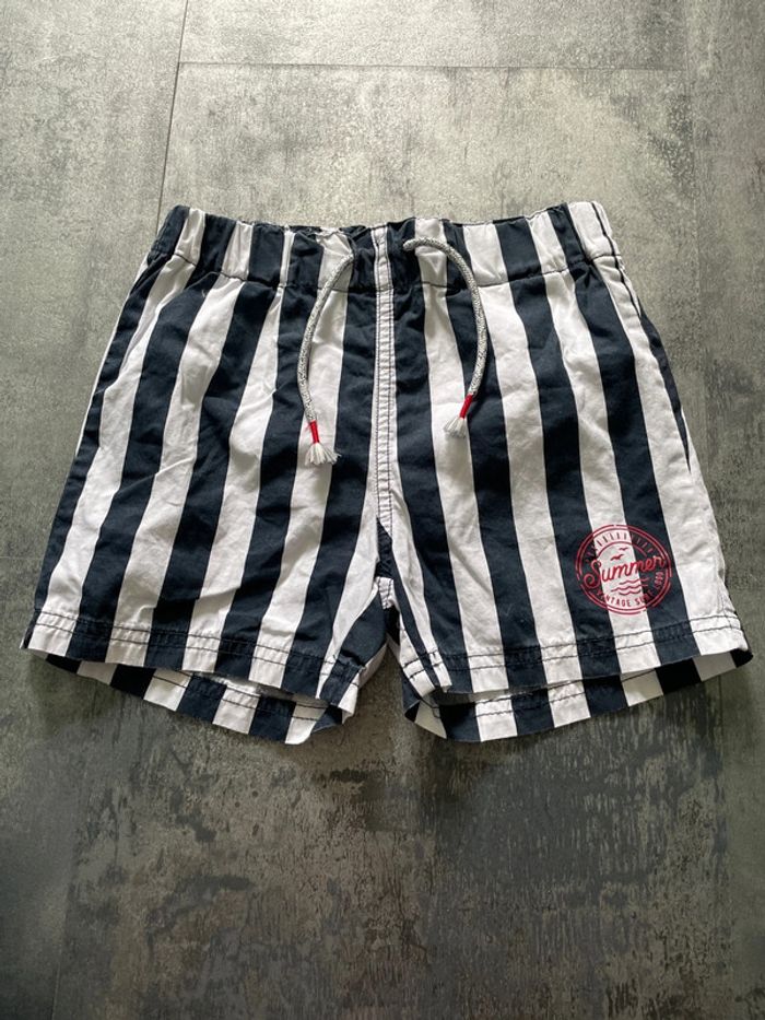Short de bain 4/5 ans