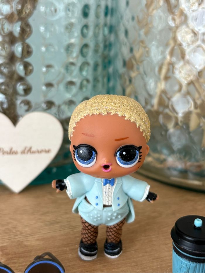 Poupée lol surprise bleu clair - photo numéro 2