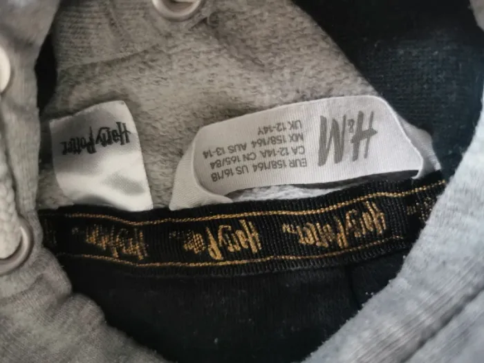 Pull harry potter  taille 12-14 ans - photo numéro 2