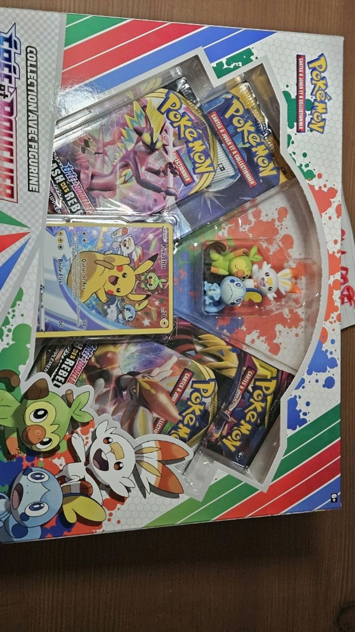 Coffret Pikachu swsh 020