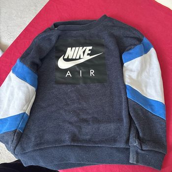 Pull Nike