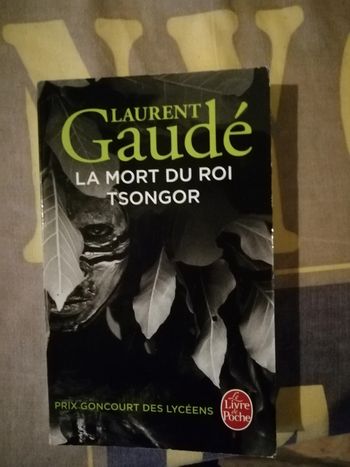 Livre la mort du roi tsongor