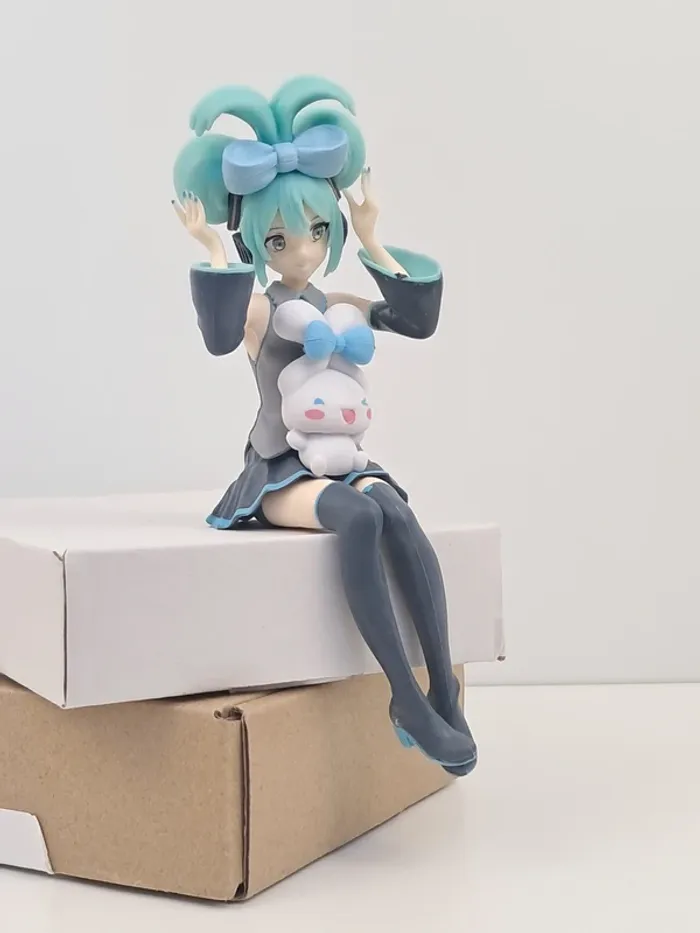 Figurine Hatsune Miku x Cinnamoroll - photo numéro 2