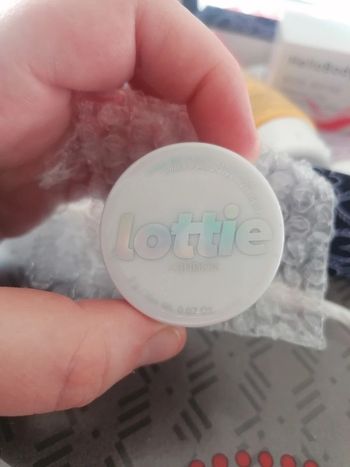 Ombre à paupière métallique marque lottie London