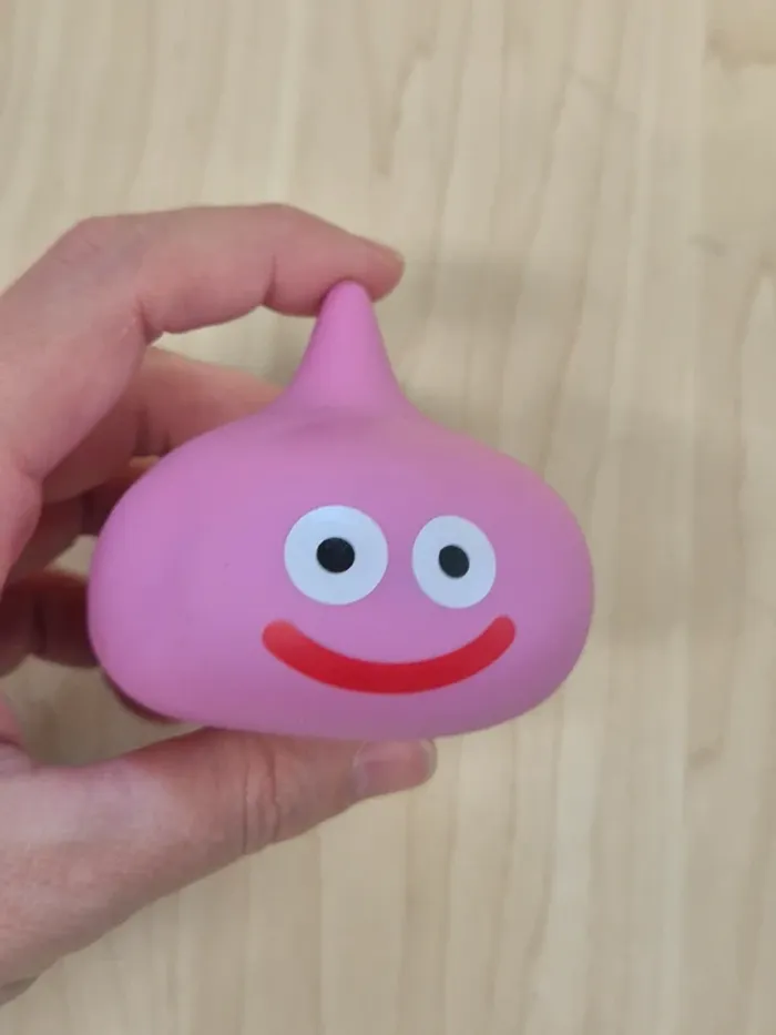 Figurine Dragon Quest Slime rose - photo numéro 2