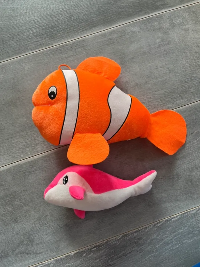 Lot 2 peluches poissons - photo numéro 2