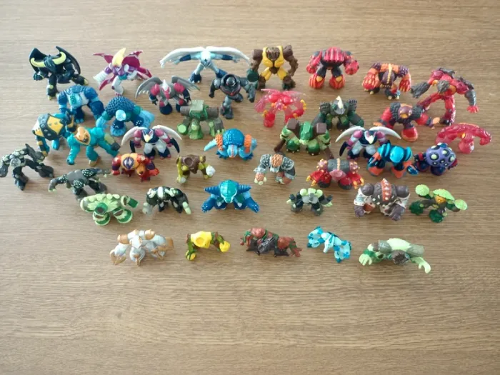 Lot figurines monstres Gormiti