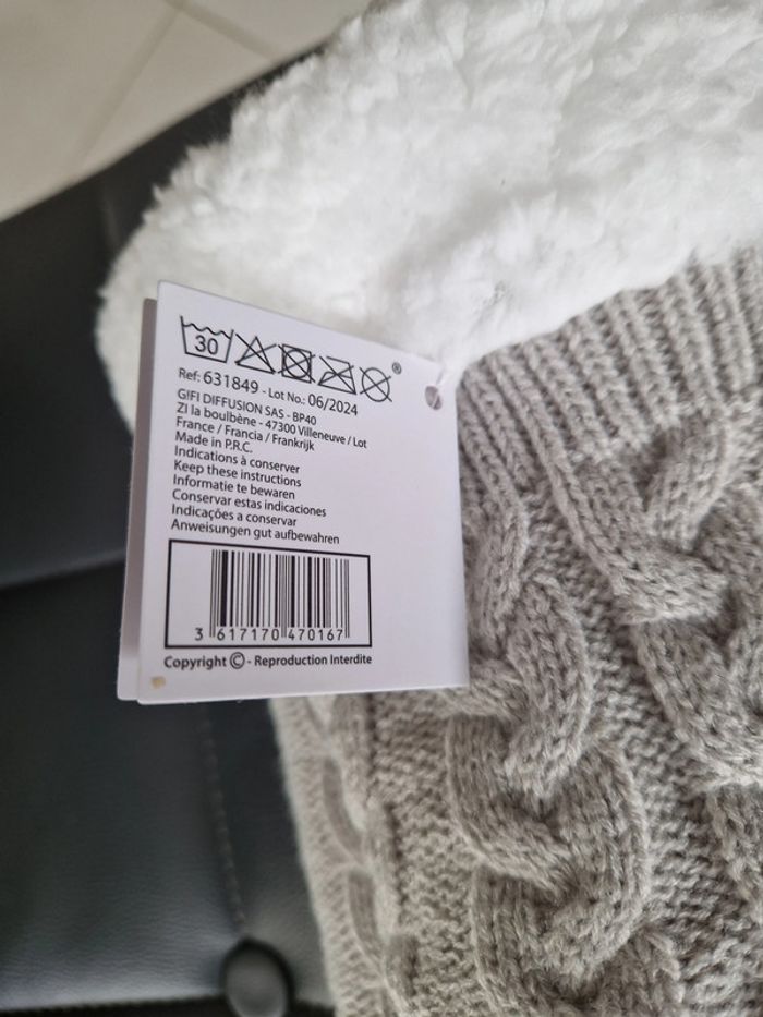 1 paire chaussette pantoufle gris blanc neuf  taille unique - photo numéro 4