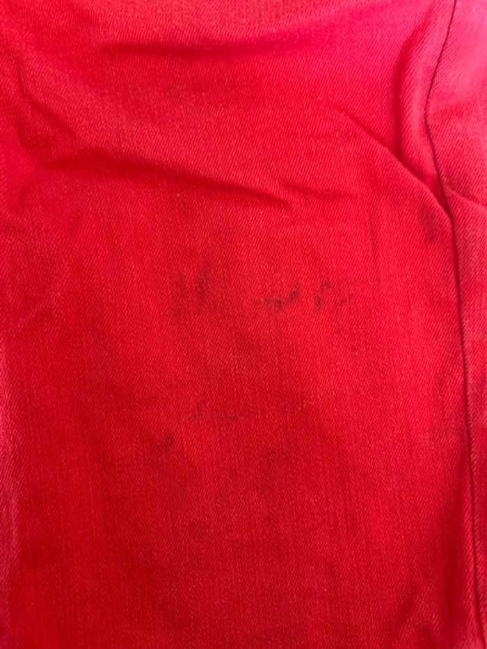 Short jeans rouge - photo numéro 3