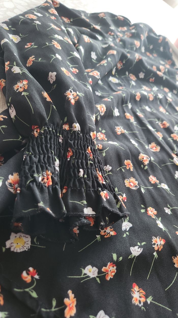 Blouse fleurie - photo numéro 2