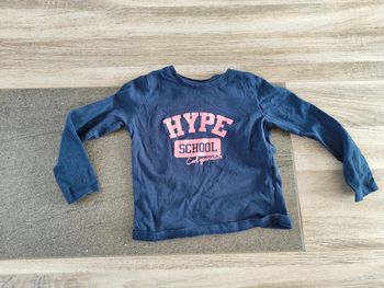 T-shirt hype school