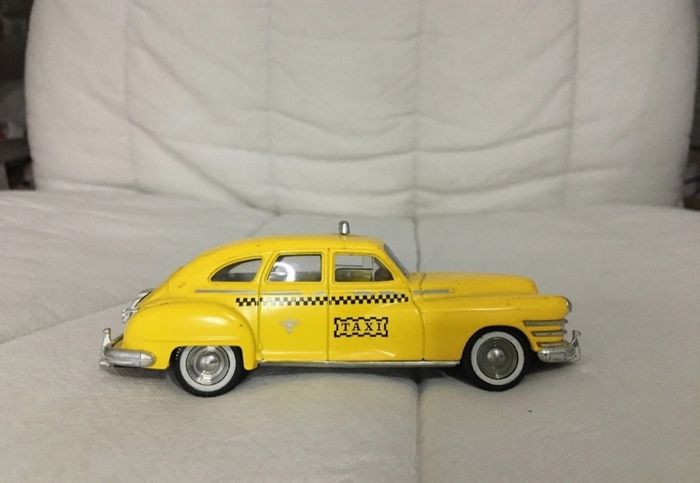 Chrysler taxi - photo numéro 2
