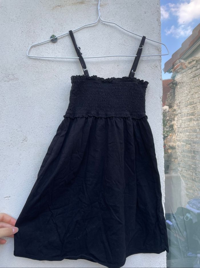 Haut noir - photo numéro 3