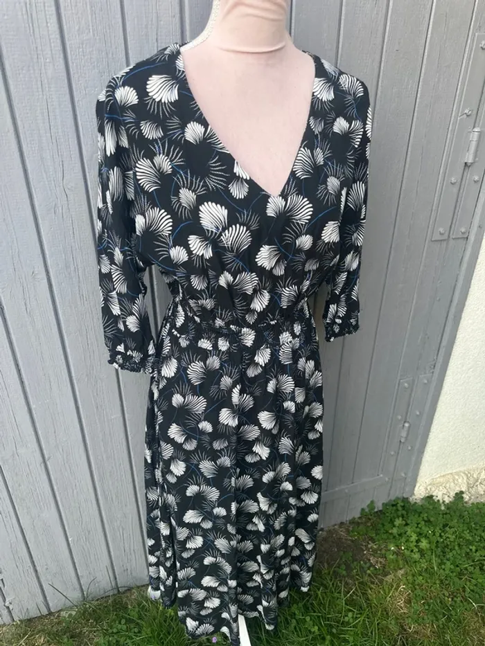 Robe manches 3/4 fleurie décolleté Promod 36/S - photo numéro 2