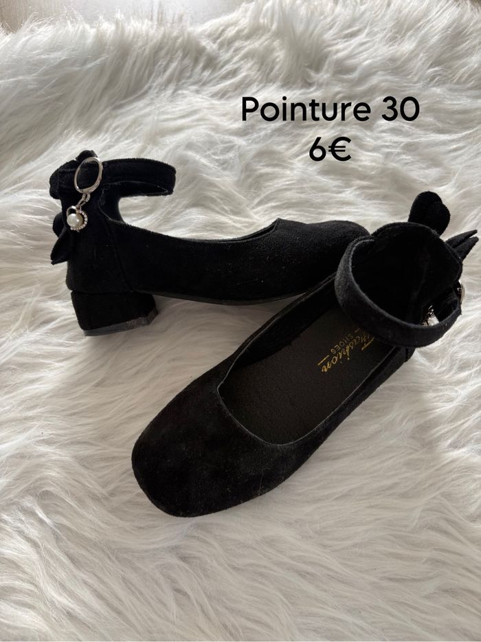 Chaussures pointure 30