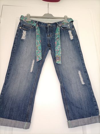 Pantacourt 38 avec ceinture foulard