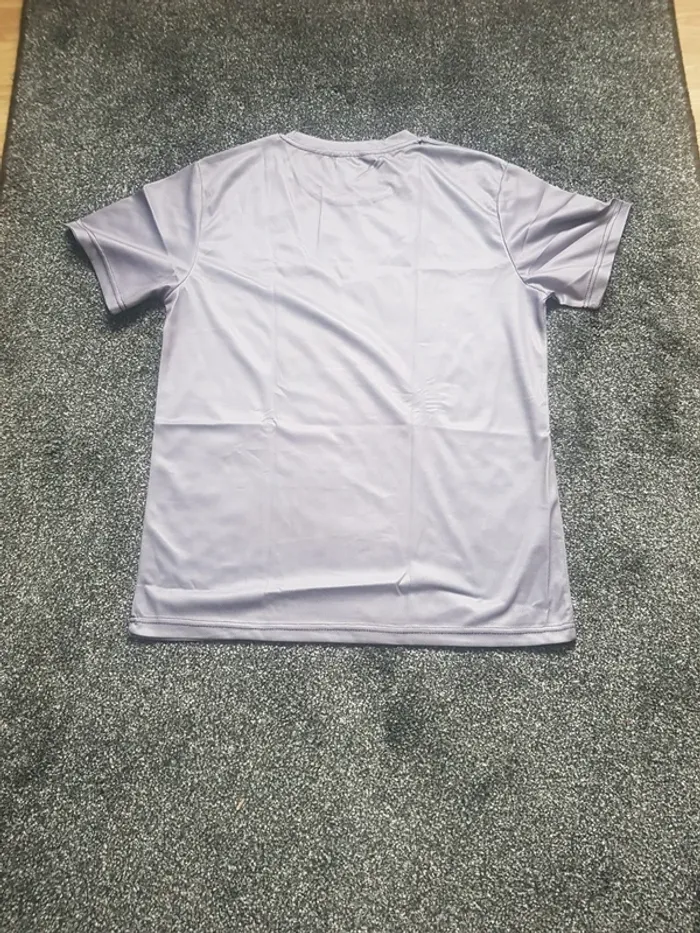 Tee shirt   motif moto taille S neuf - photo numéro 3