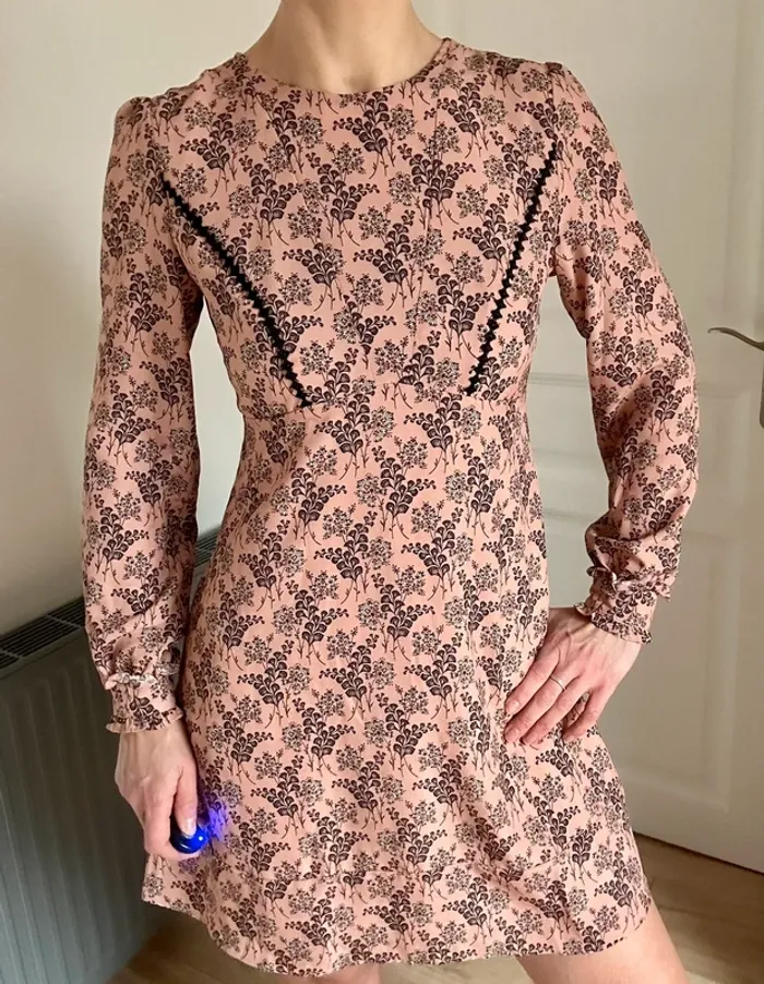 Robe rose clair à fleurs m Morgan T38 m Très bon état - photo numéro 2