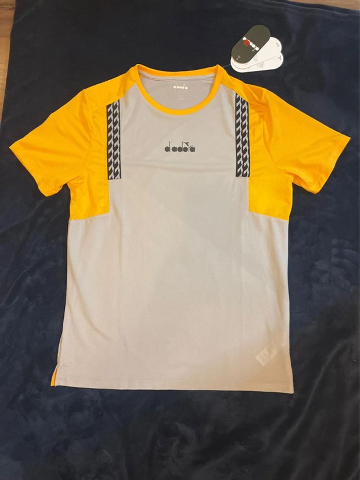 Diadora- T shirt de sport Clay homme taille M