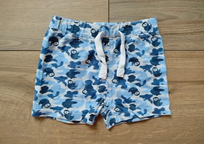 Lot 2 shorts 18 Mois - photo numéro 2