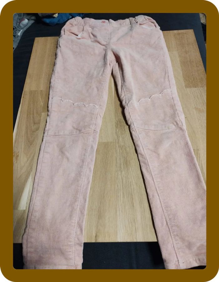 Pantalon velours Vertbaudet taille 8 ans en très bon état