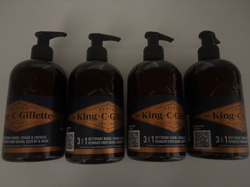 4 nettoyant barbe, visage, cheveux neuf 