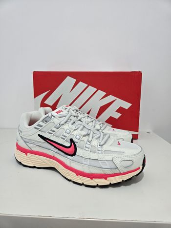 Nike p6000 enfant - taille 35,5 - neuves authentiques- blanc rose