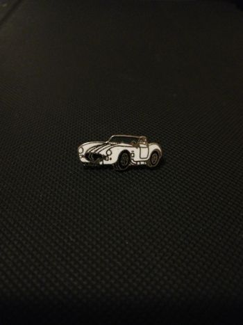 Micro Pin's AC Cobra signé Rambol
