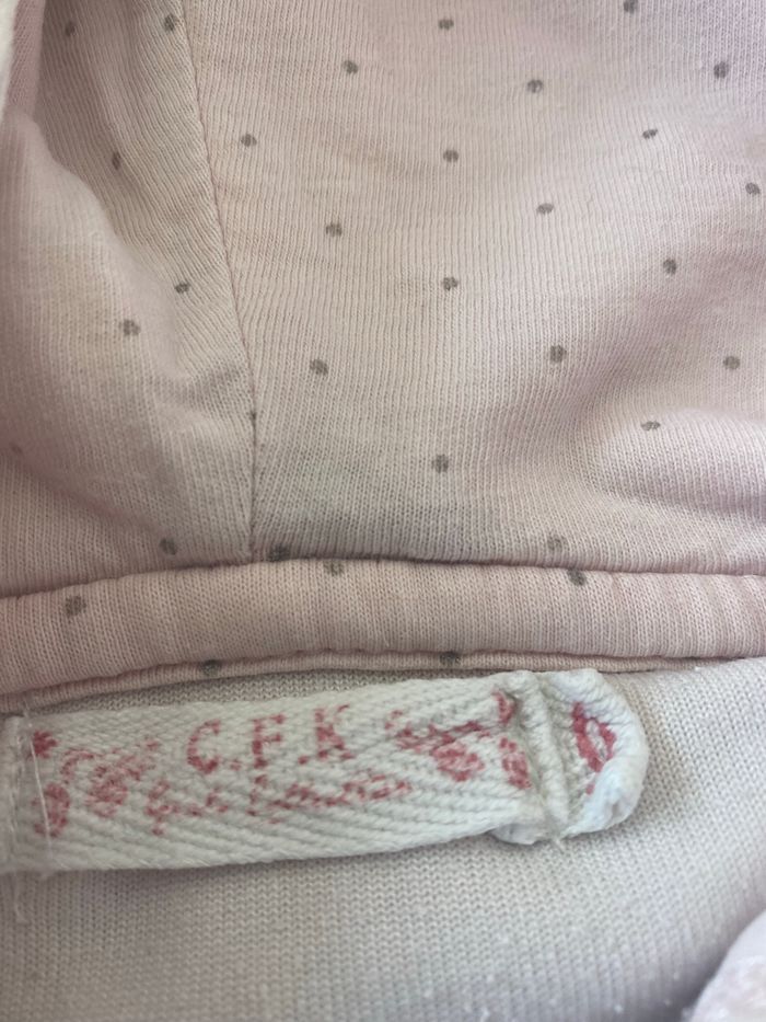 Sweat capuche veste fille 6 ans - photo numéro 3