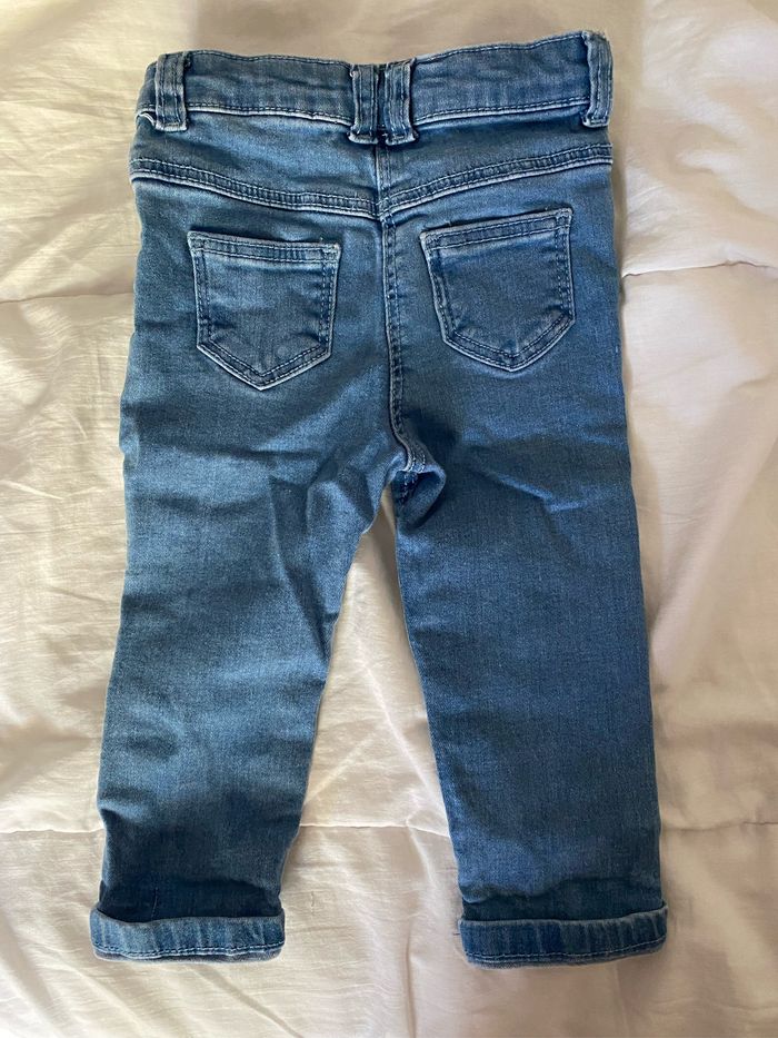 Jean, bébé fille, tape-à-l’œil - photo numéro 2