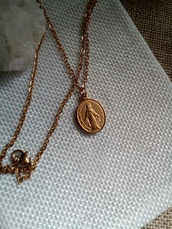 Collier gourmette Vierge Marie en acier inoxydable