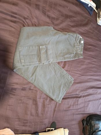 Jean cargo gris foncé